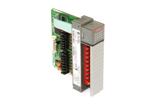 Allen-Bradley 1746-OA16 SLC 500 16-Point AC Output Module