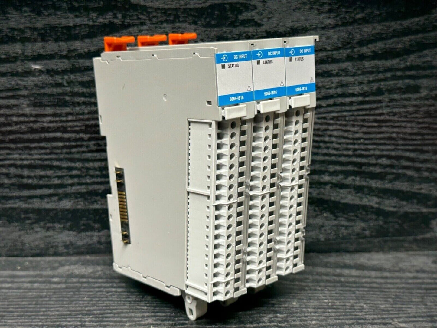 5069-IB16 Allen-Bradley 5069 Компактный I/O 16 каналов 【Новый и запечатанный】