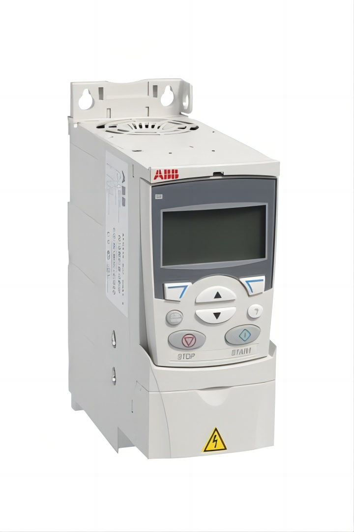 ABB ACS310-03E-04A5-4 – Inverter – Pn 1.5 kW – I2n 4.5 A – IP20 – New and sealed