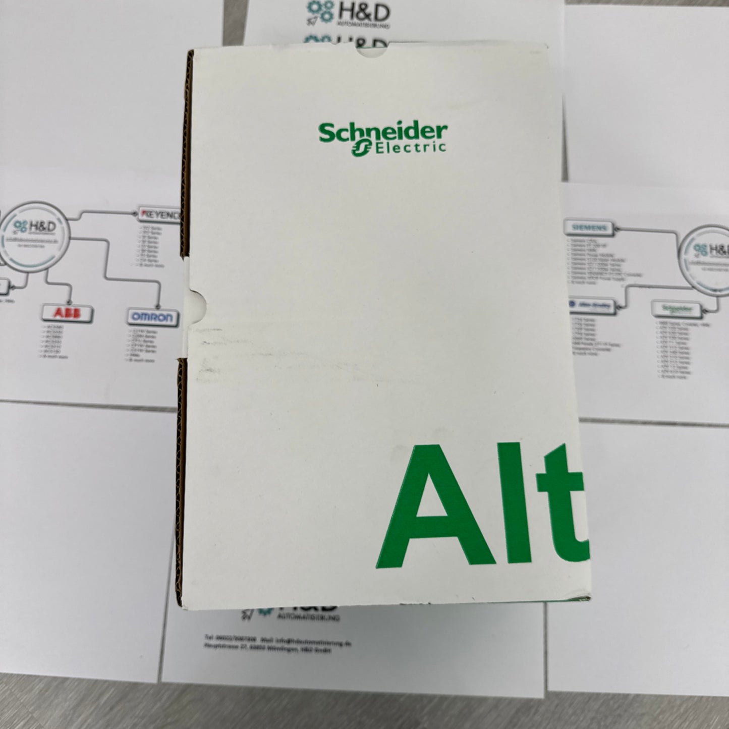 ATV320U55M3C Schneider Electric ATV320, 5.5kW New and Sealed In stock!!!