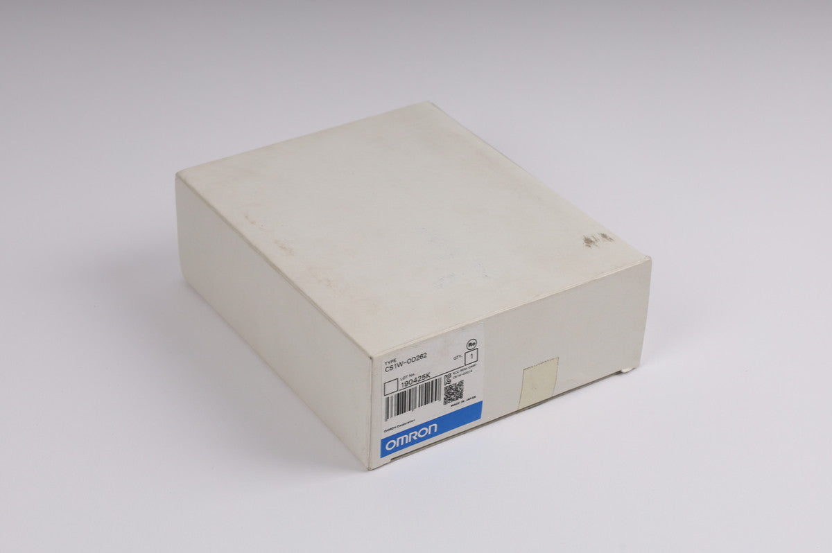 OMRON CS1W-OD262 en stock