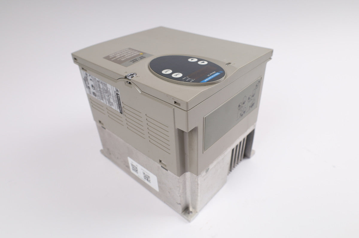 SCHNEIDERELECTRIC ATV31HU40N4 auf Lager