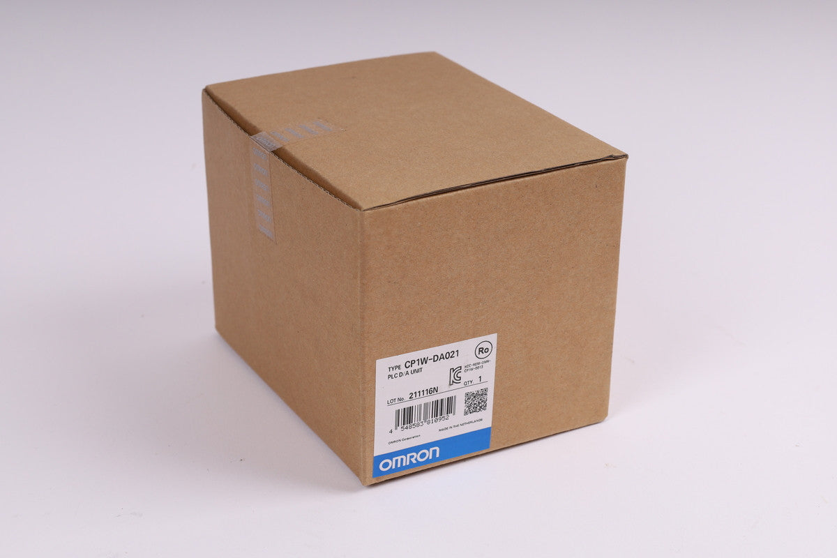 OMRON CP1W-DA021 in magazzino