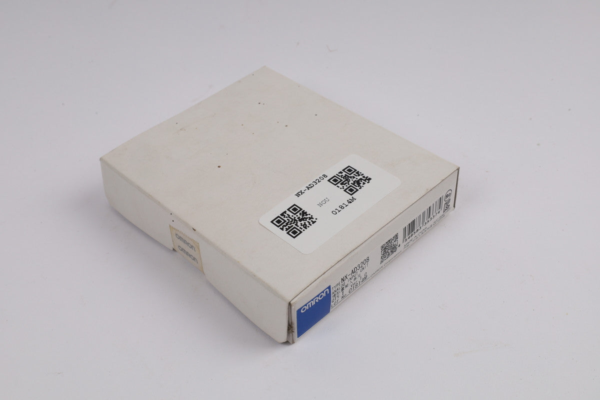 OMRON NX-AD3208 disponibile
