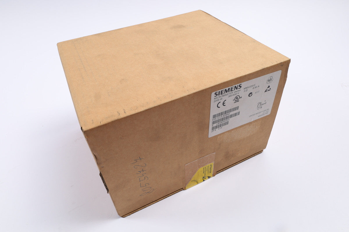 SIEMENS 6SE3215-8DB40 auf Lager