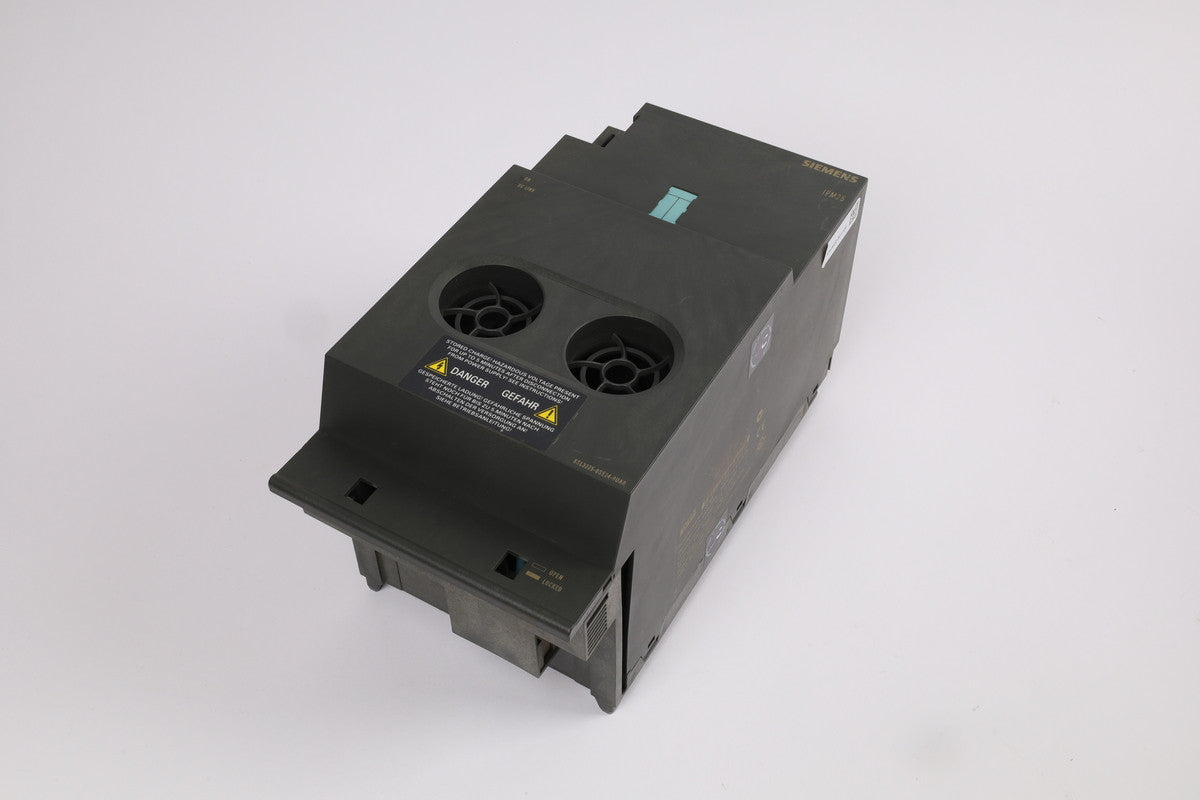 SIEMENS 6SL3225-0SE24-0UA0 en stock
