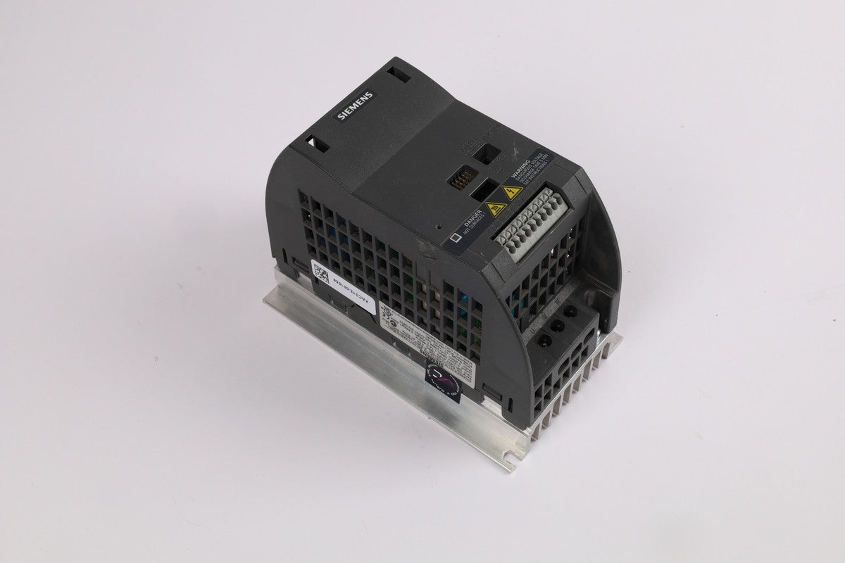 SIEMENS 6SL3211-0AB12-5UA1 in stock