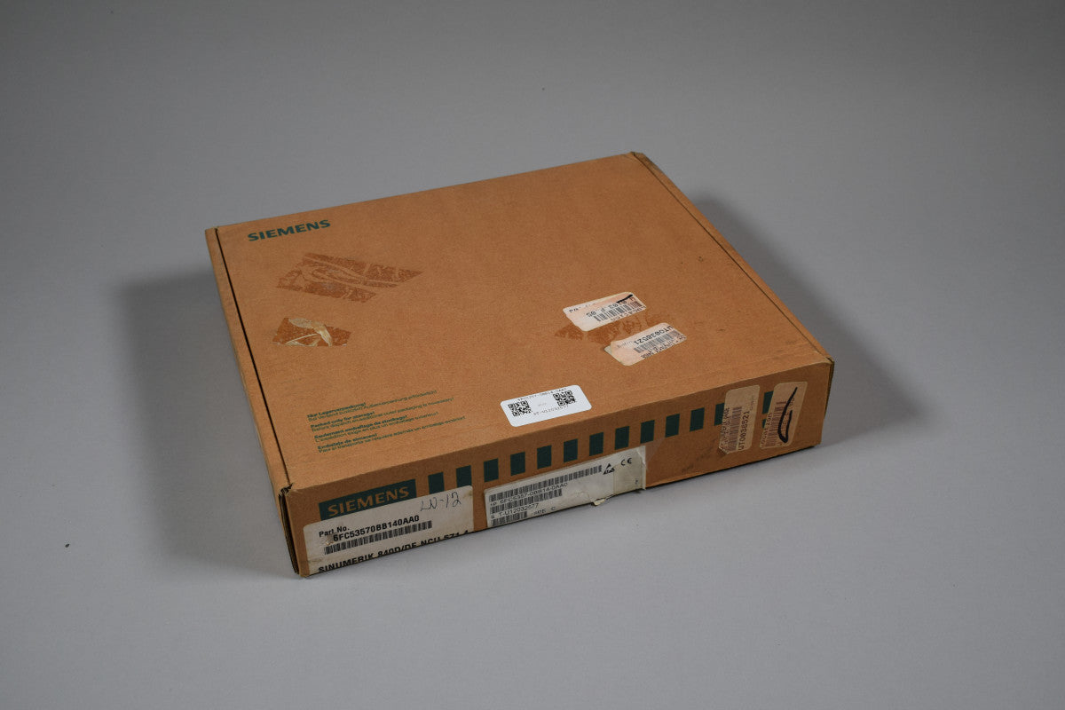 SIEMENS 6FC5357-0BB14-0AA0 in magazzino