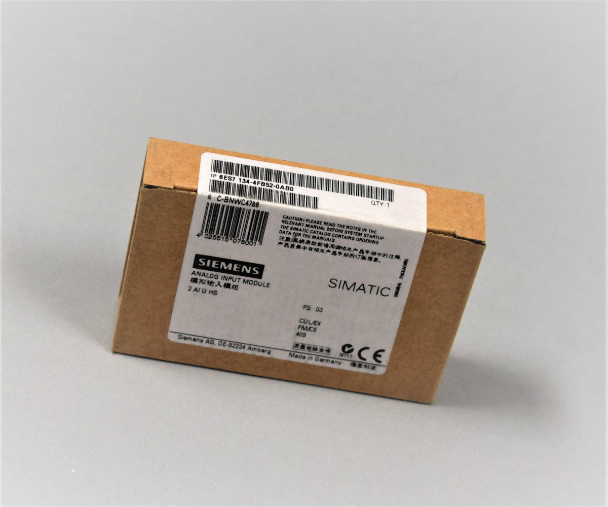 SIEMENS 6ES7134-4FB52-0AB0 in magazzino