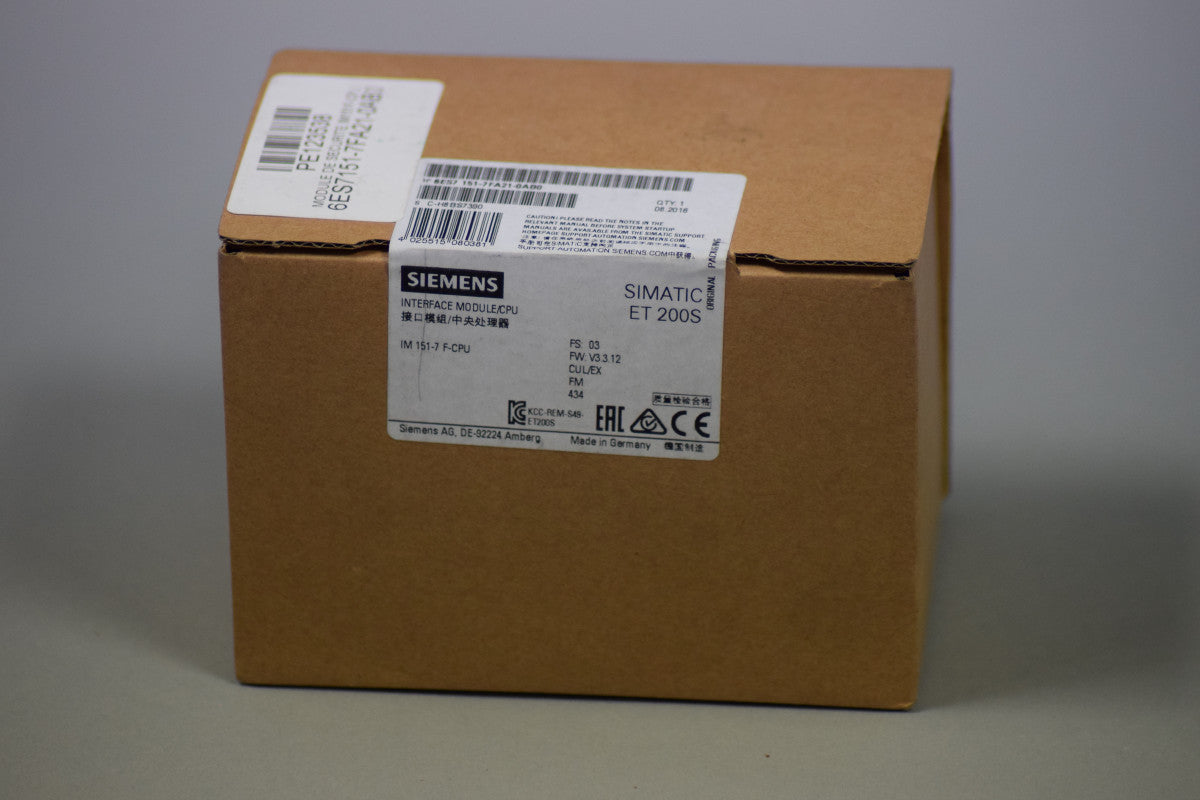 SIEMENS 6ES7151-7FA21-0AB0 in magazzino