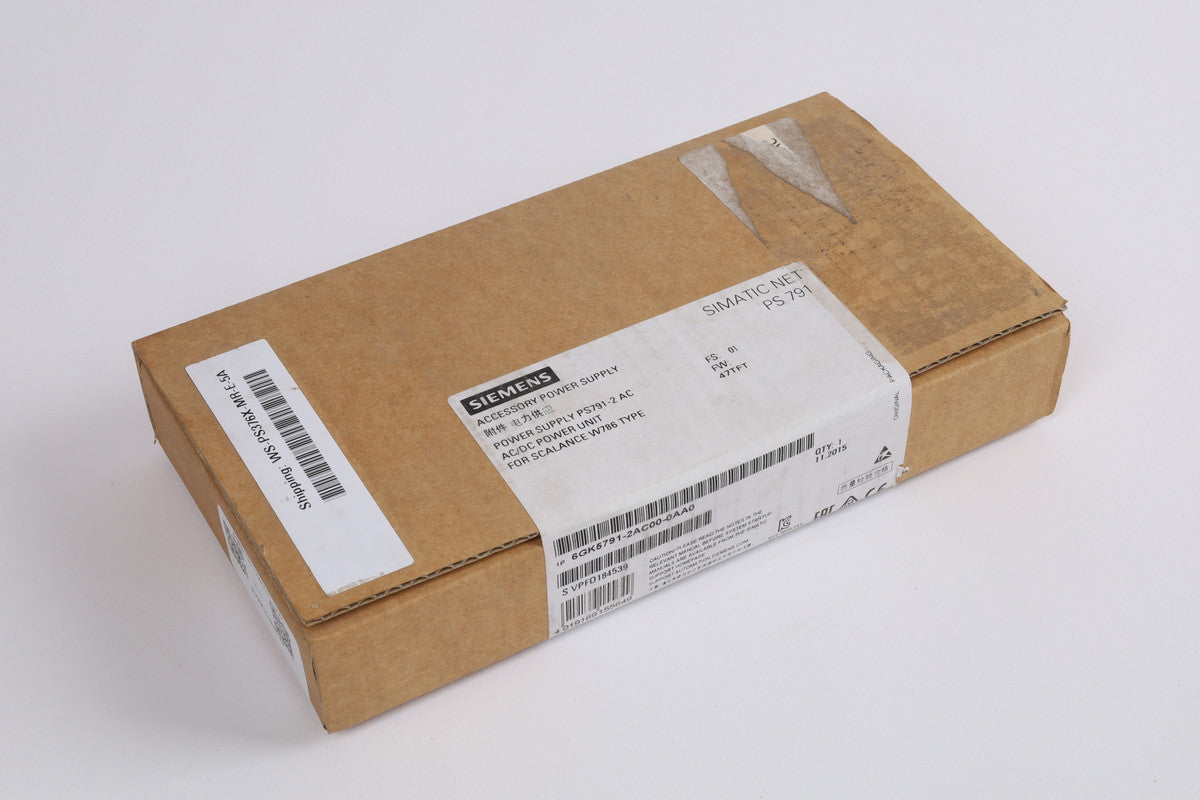 SIEMENS 6GK5791-2AC00-0AA0 in magazzino