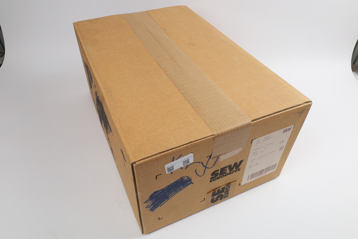 SEW-EURODRIVE MDX61B0220-503-4-0T/DFE32B en stock