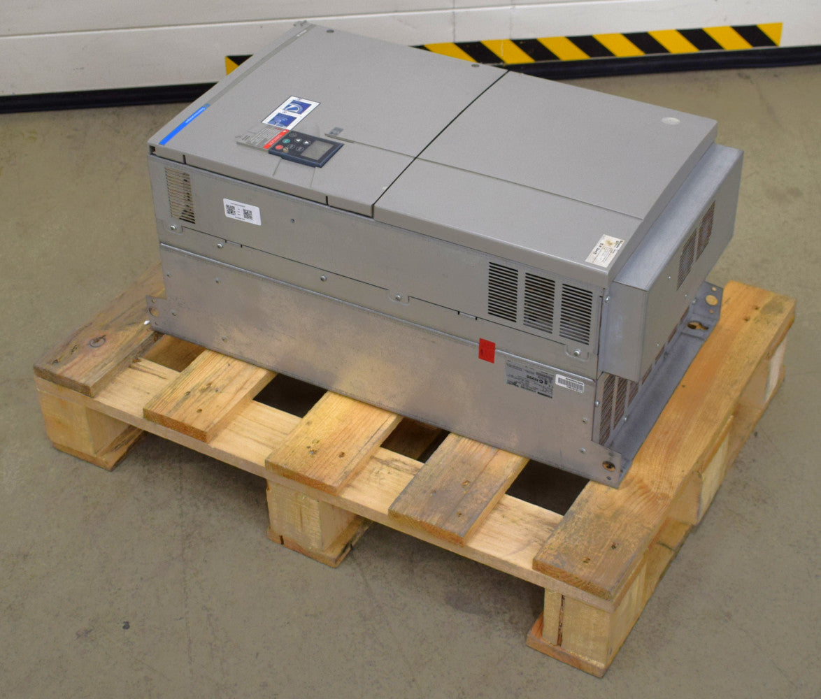 SCHNEIDERELECTRIC ATV38HD79N4 dostępny