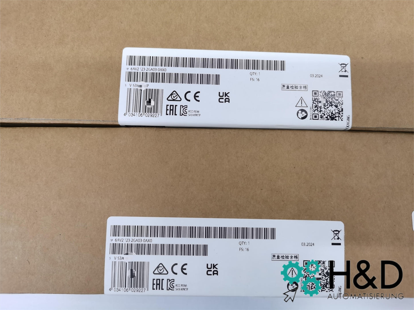 Siemens SIMATIC HMI KTP700 Basic DP (6AV2123-2GA03-0AX0) – Компактная 7" панель оператора с сенсорным экраном и PROFIBUS