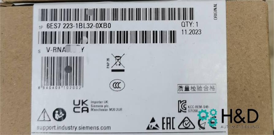 Siemens SIMATIC S7-1200 Module d'entrée/sortie numérique SM 1223 – 6ES7223-1BL32-0XB0, 16 entrées numériques, 16 sorties numériques, 24V CC