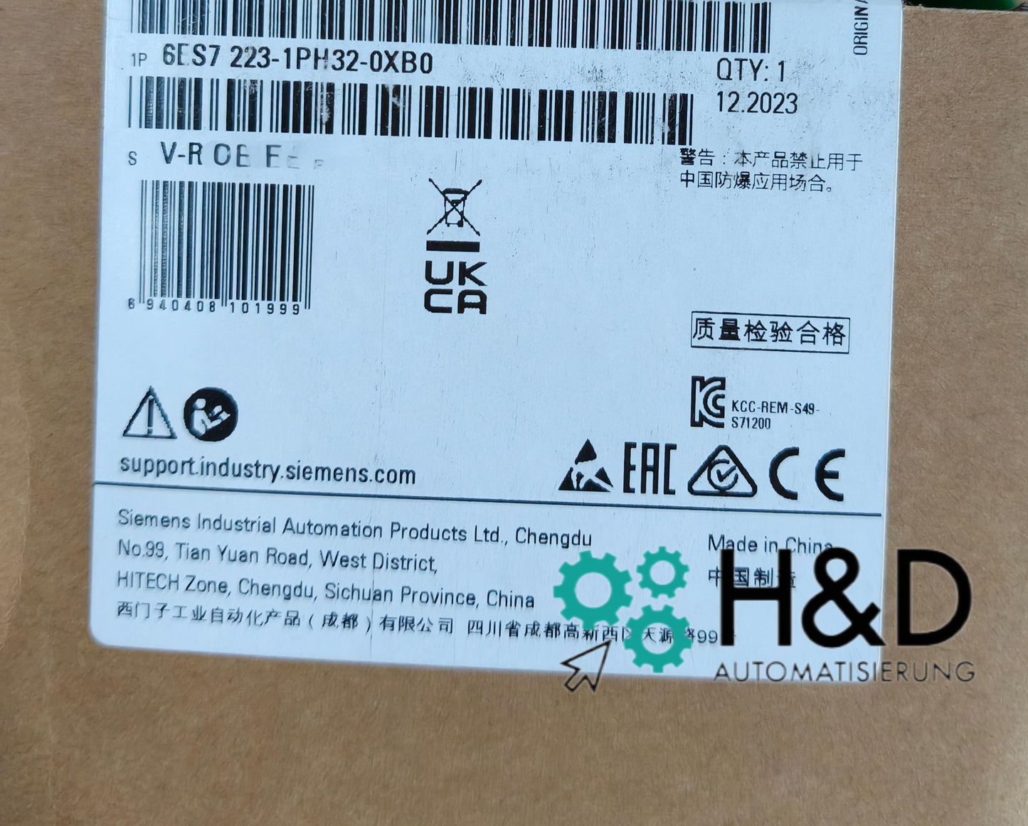 Siemens SIMATIC S7-1200 Cyfrowy moduł wejść/wyjść SM 1223 – 6ES7223-1PH32-0XB0, 8 wejść cyfrowych, 8 wyjść cyfrowych, przekaźnik, 24V DC