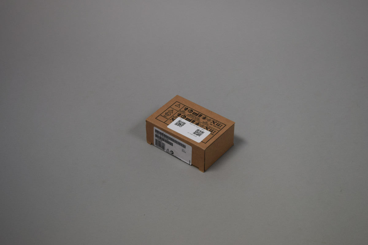 SIEMENS 6ES7138-4DL00-0AB0 auf Lager
