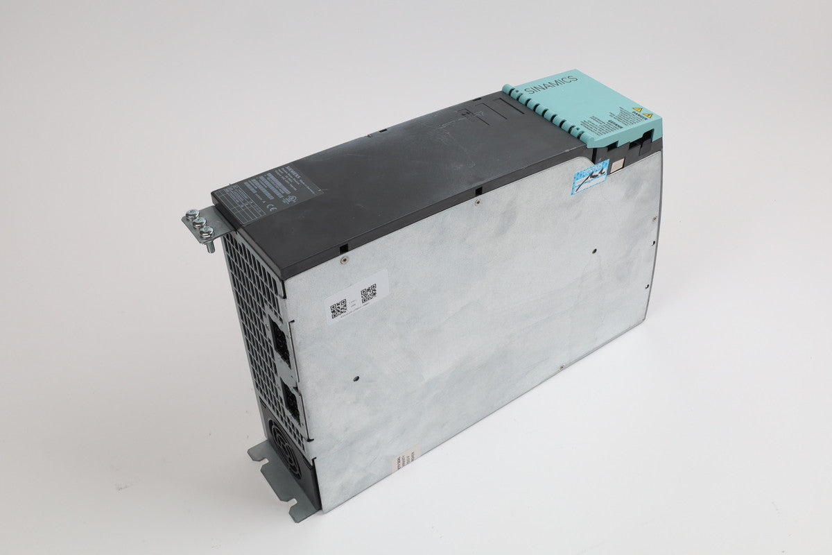 SIEMENS 6SL3120-2TE21-8AB0 disponibile