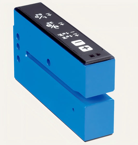 UFN3-70B413 SICK 6049678 Nuovo e Sigillato