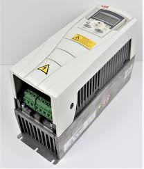 ABB ACS550-01-04A1-4 – Инвертор – 1,5 кВт – IP21 – Новый и запечатанный