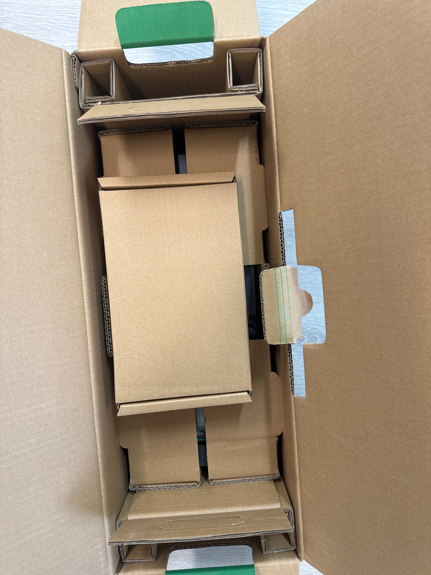 ATV930U75N4 Schneider Electric falownik, ATV930, 7,5kW, 400/480V, z modułem hamulcowym, IP21