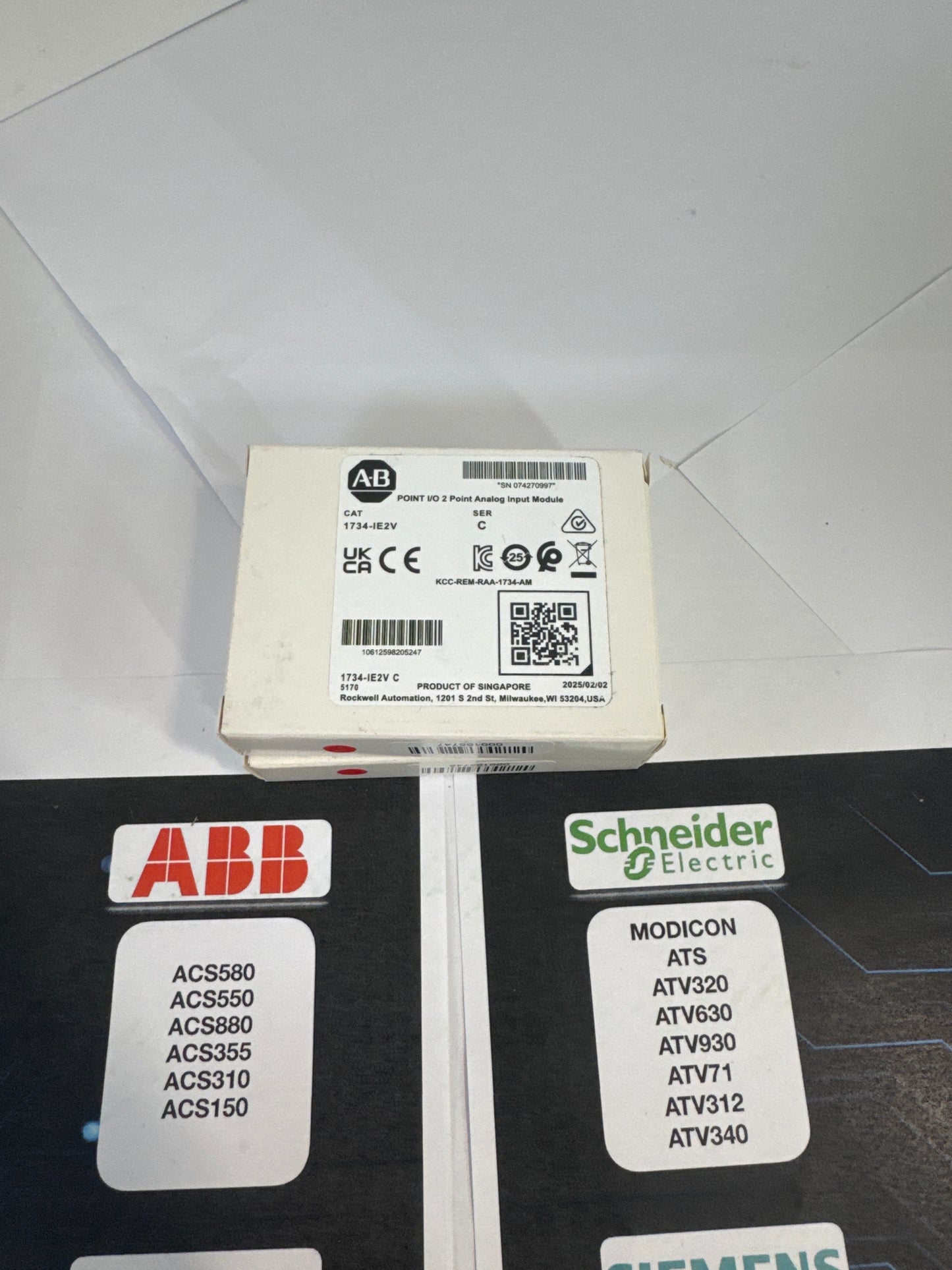 1734-IE2V Allen-Bradley New and Sealed