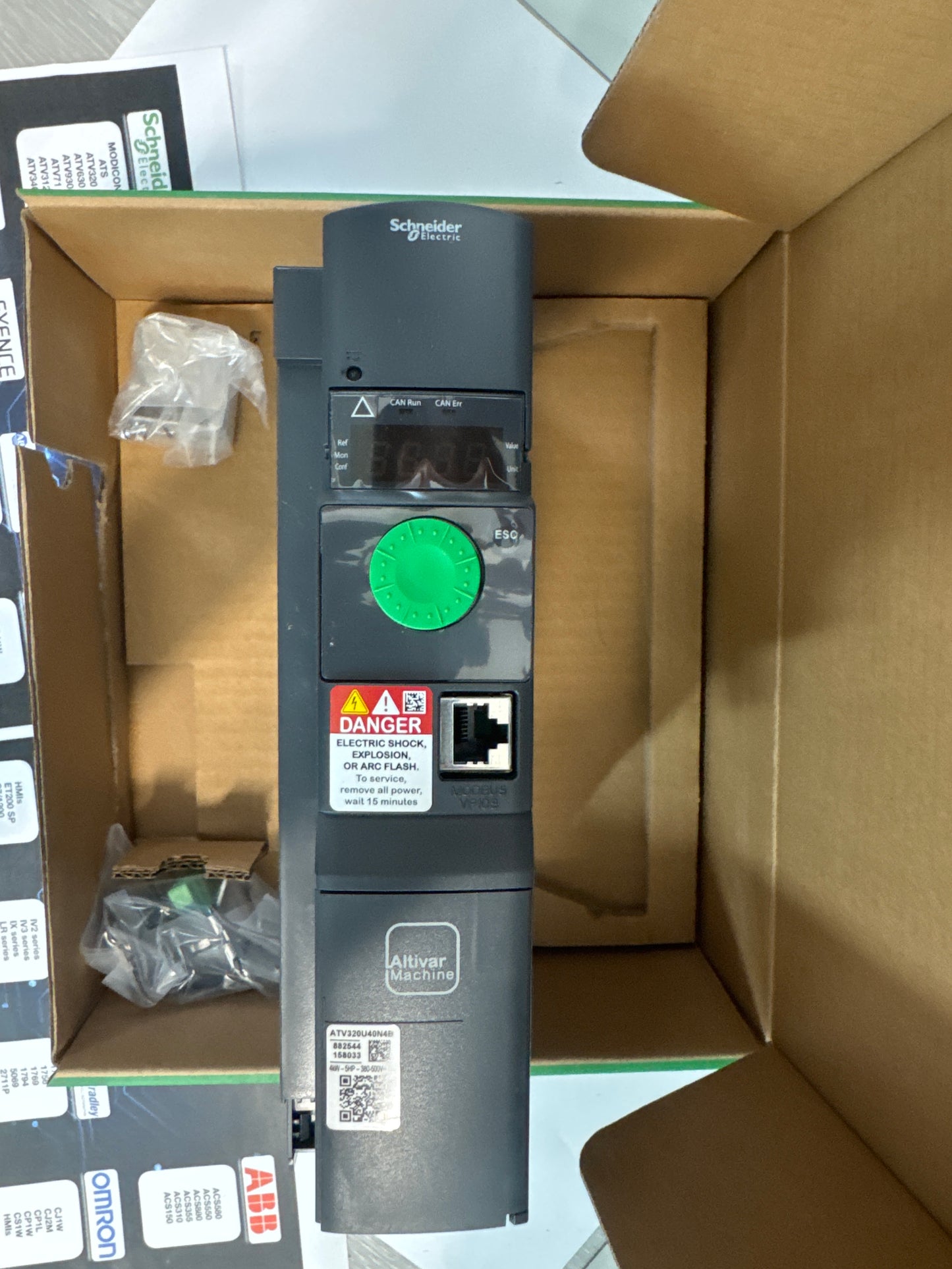 ATV320U40N4B  Schneider Electric Umrichter ATV320 4kW