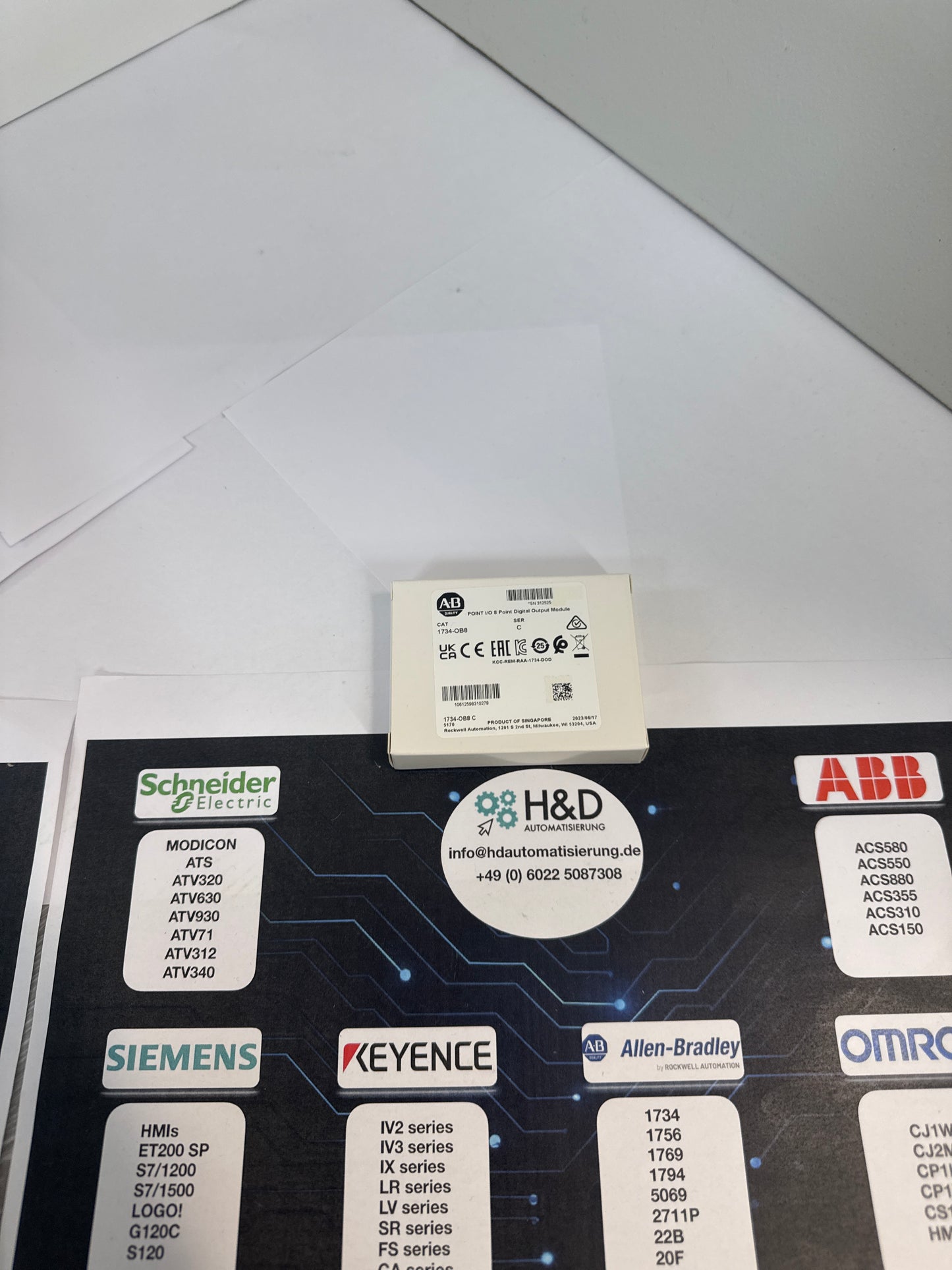 1734-OB8  Allen-Bradley  Output Module   New and Sealed