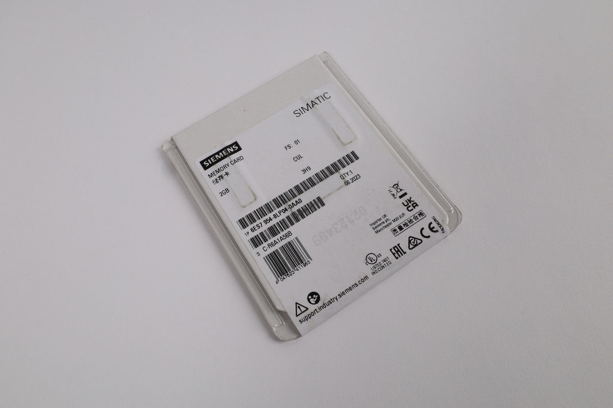 SIEMENS 6ES7954-8LP04-0AA0 en stock
