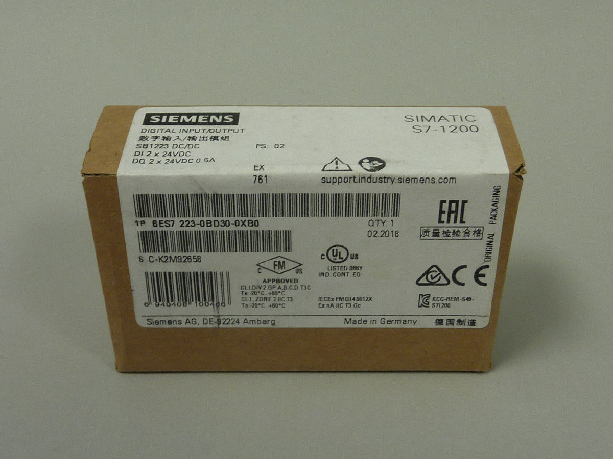 SIEMENS 6ES7223-0BD30-0XB0 in stock