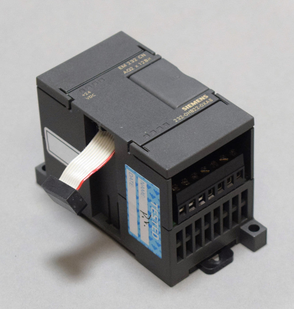 SIEMENS 6ES7232-0HB22-0XA8 en stock