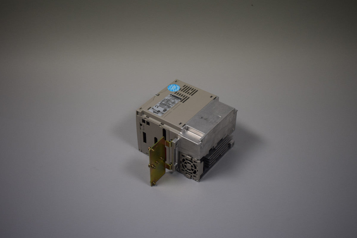 TELEMECANIQUE ATV31H055N4A in magazzino