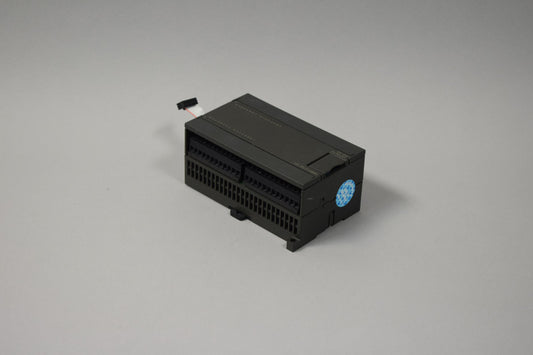 SIEMENS 6ES7223-1PL21-0XA0 in stock