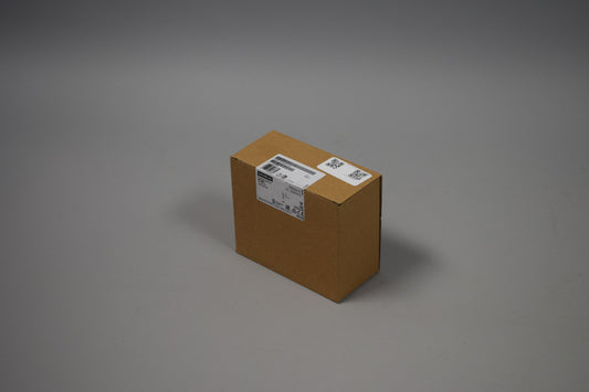 SIEMENS 6ES7154-3AB00-0AB0 in magazzino