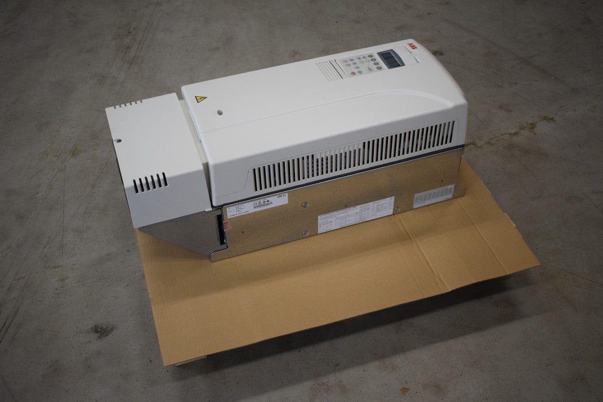 ABB ACS800-01-0075-3+E202 en stock