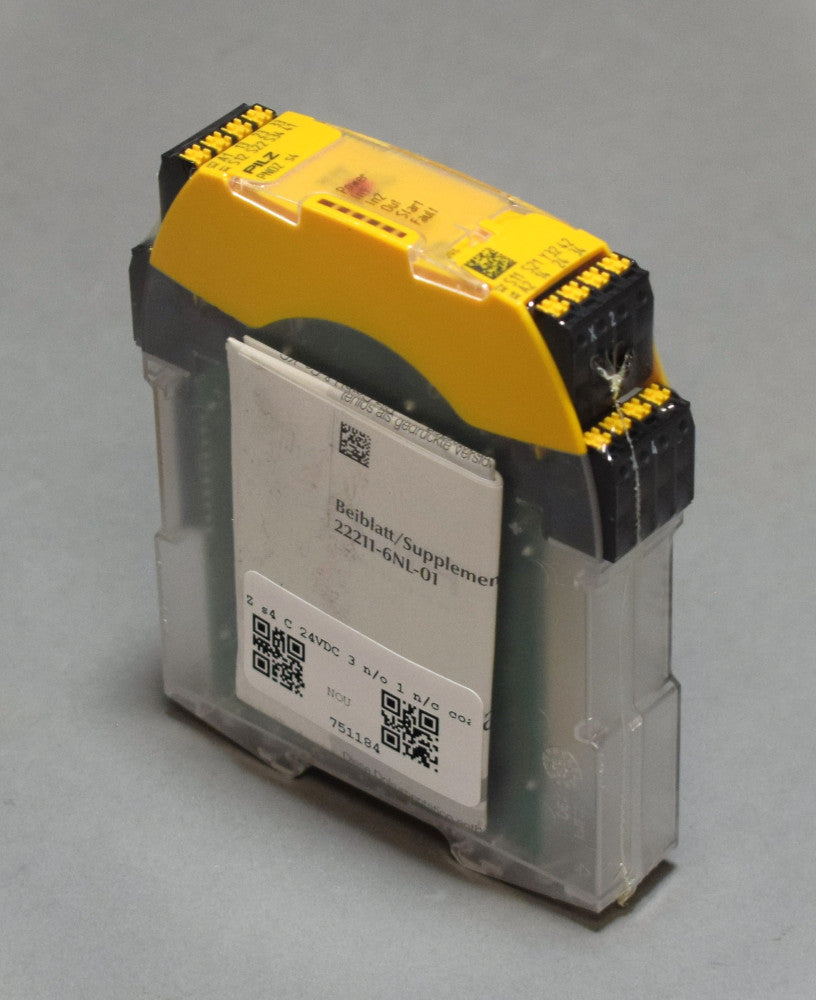 PILZ PNOZ s4 C 24VDC 3 styków normalnie otwartych 1 styk normalnie zamknięty powlekany na magazynie