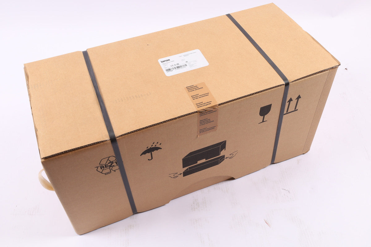 LENZE E94ASHE0594B33ERLF-HY0101 in magazzino