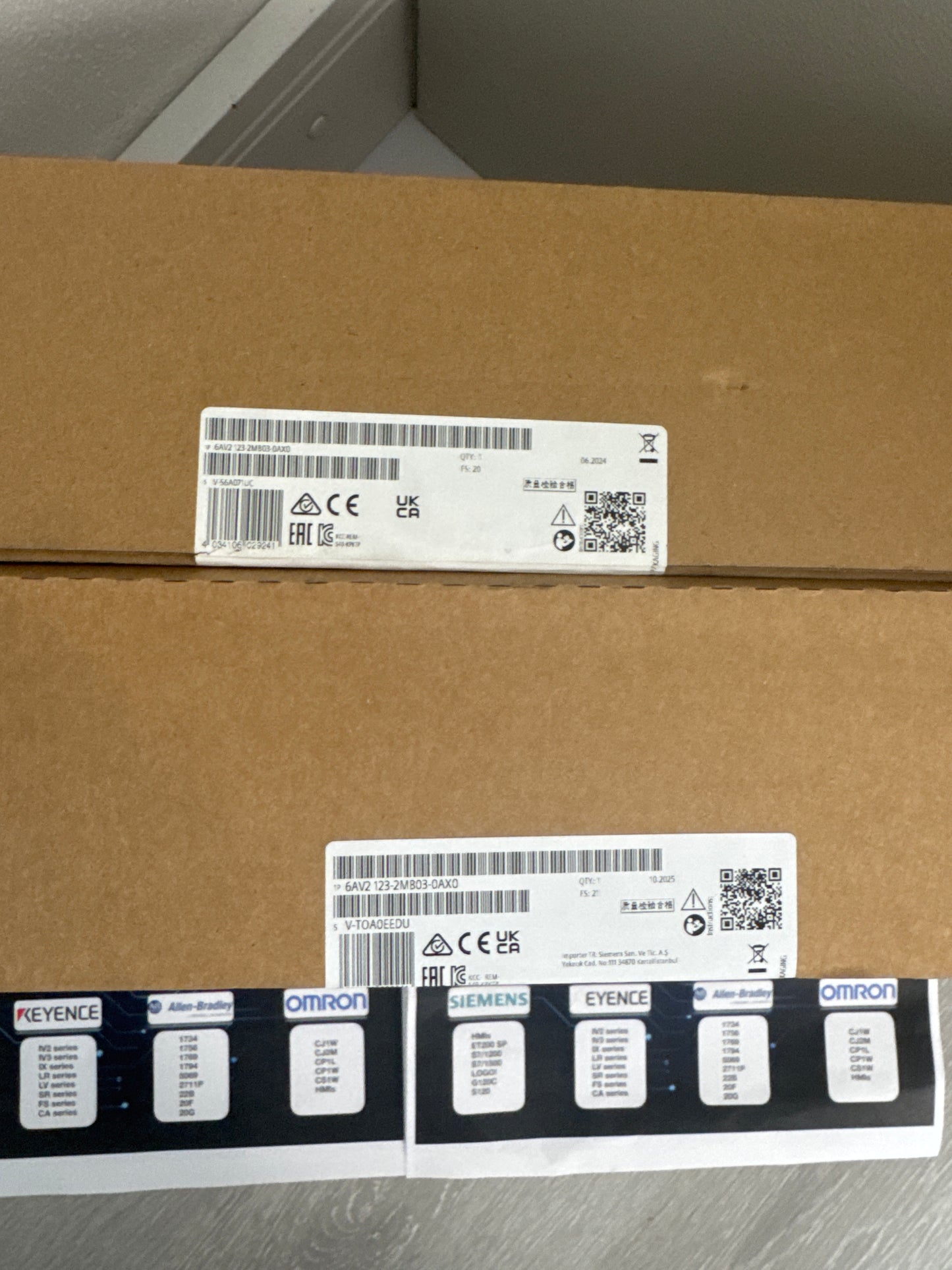 Siemens SIMATIC HMI KTP1200 Basic (6AV2123-2MB03-0AX0) – 12" Bedienpanel mit Touchscreen und PROFINET