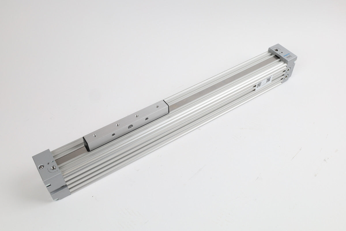 FESTO DGC-K-40-300-PPV-A-GK-FK en stock