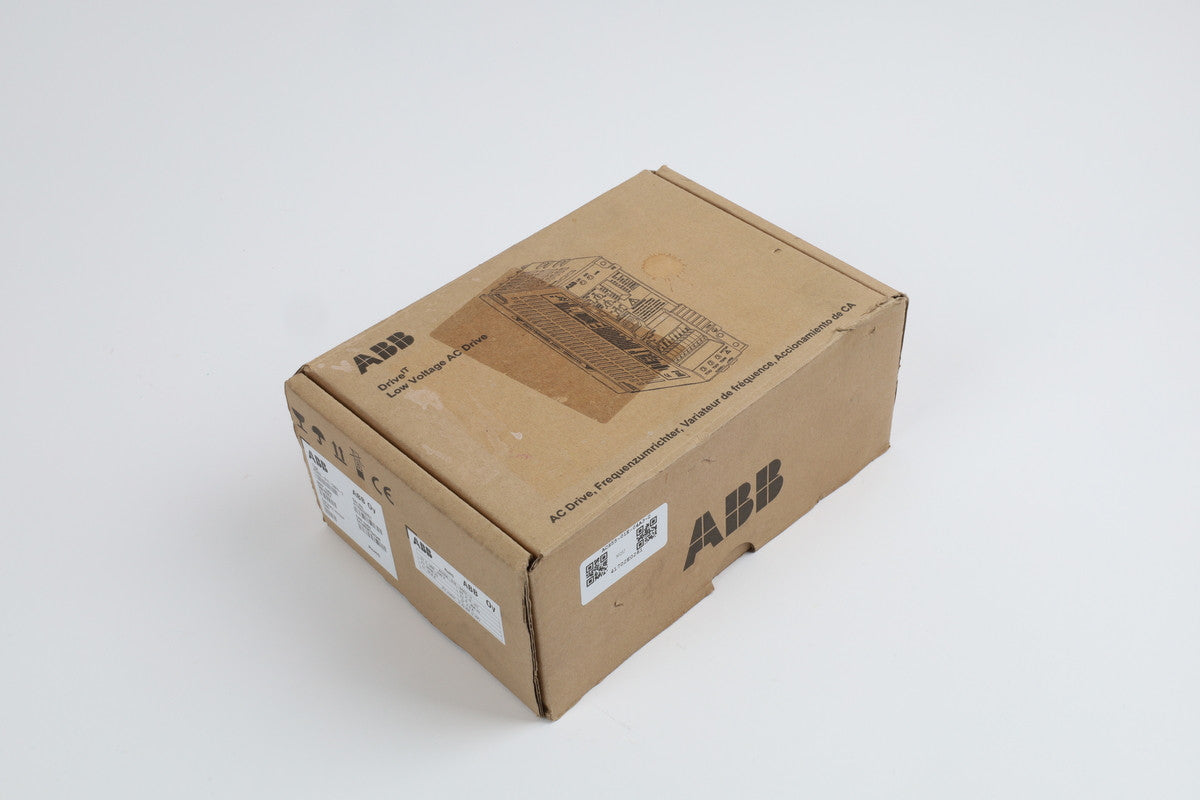 ABB ACS55-01E-04A3-2 dostępny