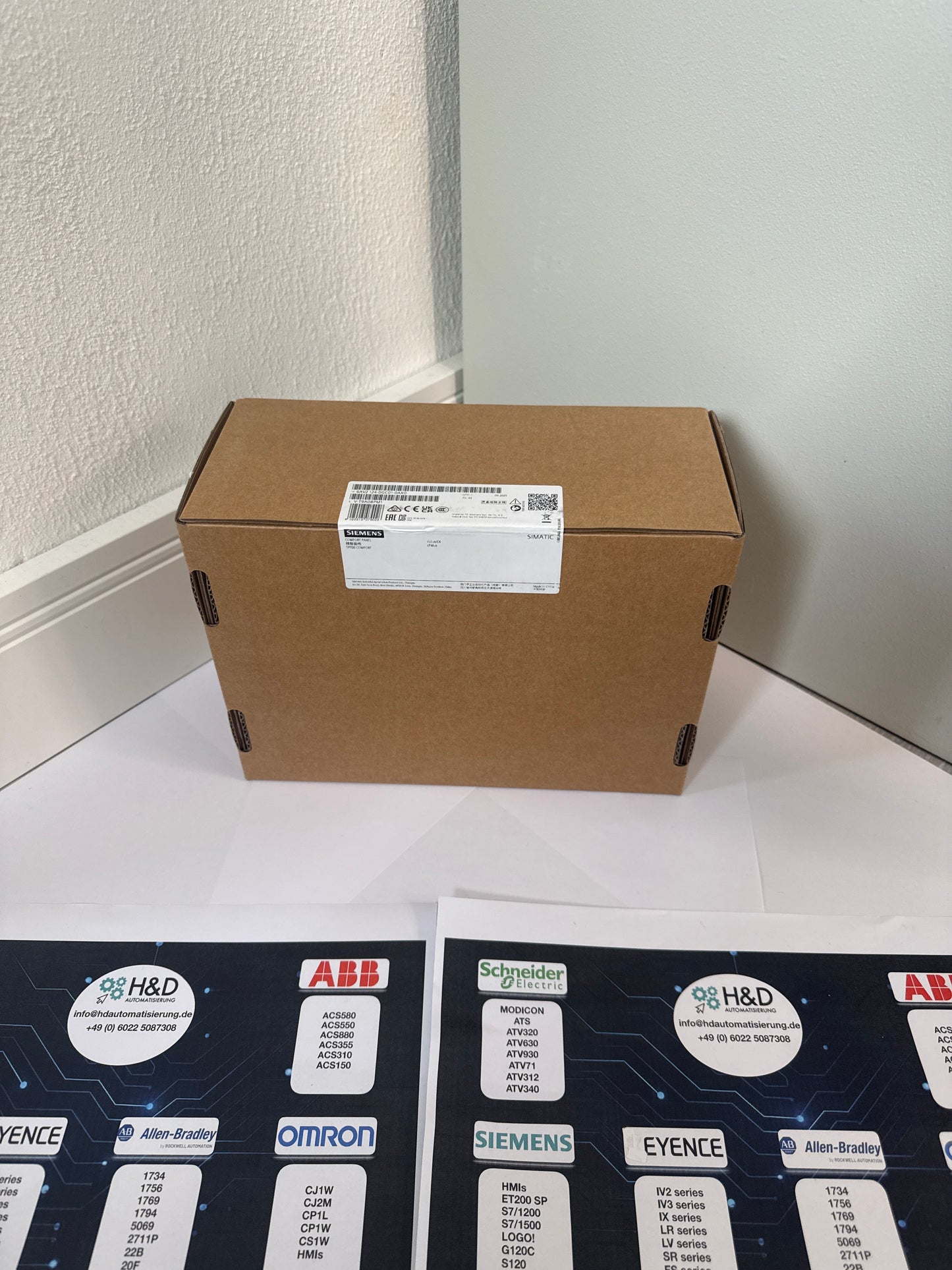 Siemens SIMATIC HMI TP700 Comfort (6AV2124-0GC01-0AX0) – 7" Touchscreen-Panel mit PROFINET und MPI/PROFIBUS