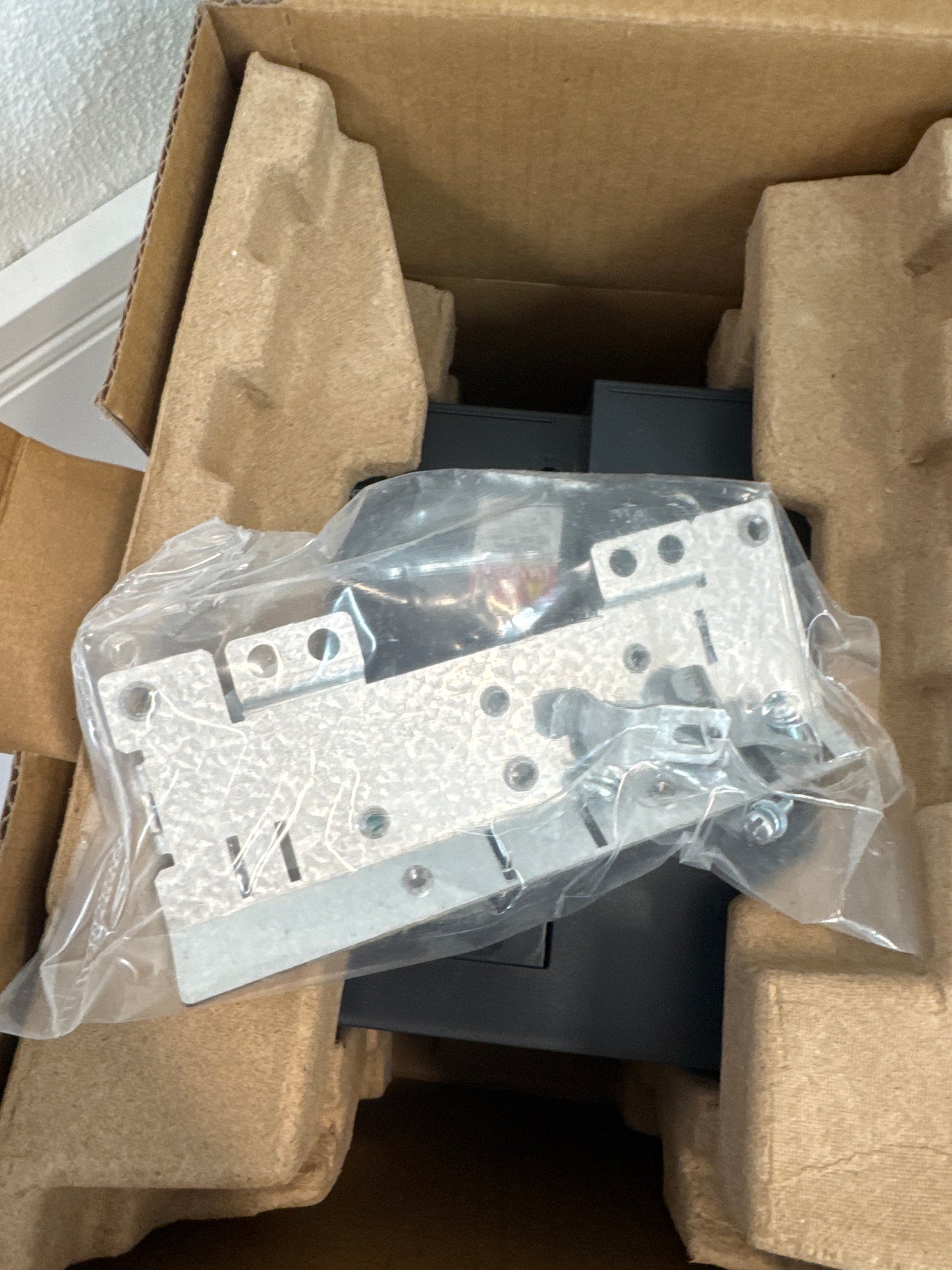 ATV320U22N4C  Schneider Electric  Umrichter ATV320, 2.2kW