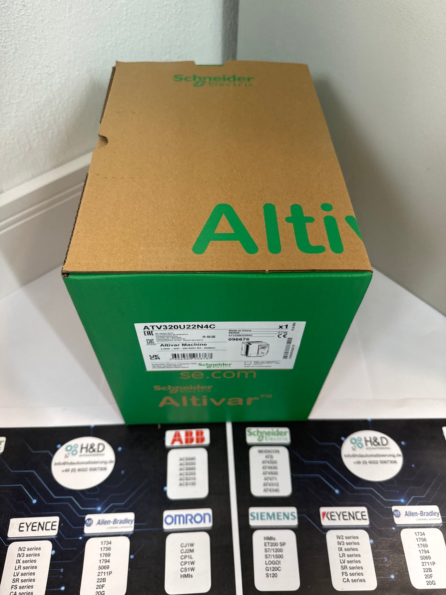 ATV320U22N4C  Schneider Electric  Umrichter ATV320, 2.2kW