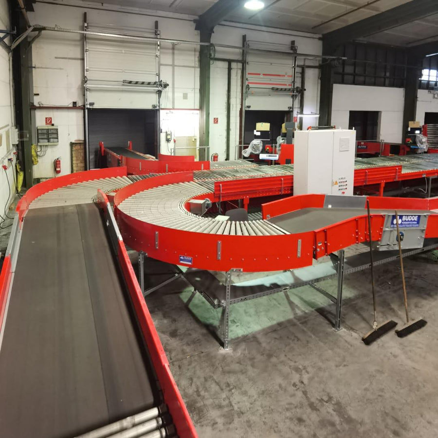 Industrial roller conveyor system